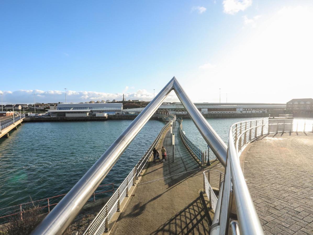 Port Apartment 1 Holyhead Εξωτερικό φωτογραφία