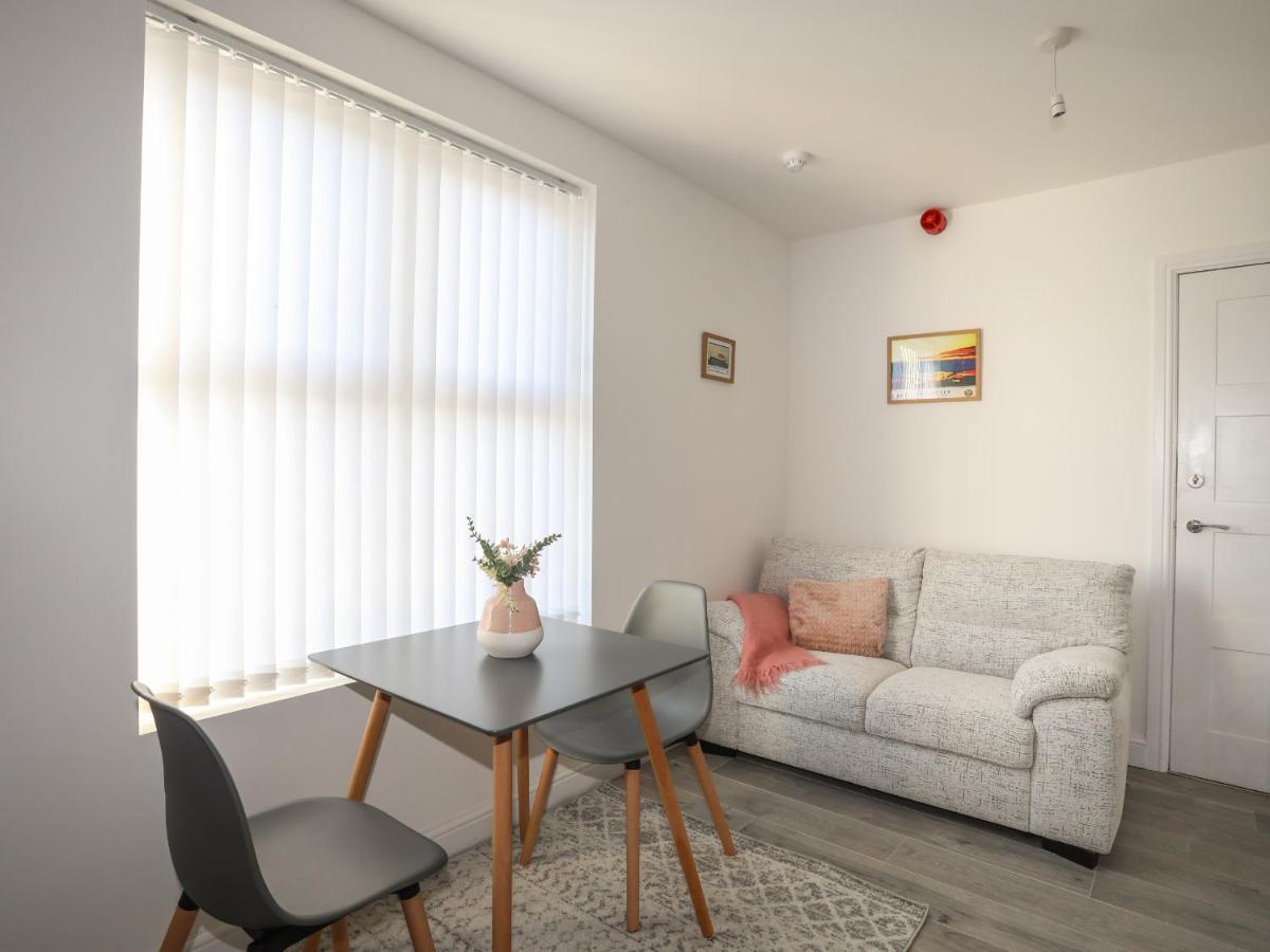 Port Apartment 1 Holyhead Εξωτερικό φωτογραφία